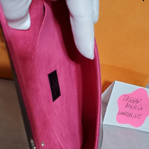 Authentic Louis Vuitton Epi Black Felicie Pochette (SOLD) - Picture 5 of 16